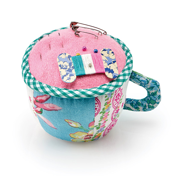 Parade Patchwork Tea Cup Pin Cushion  Artist's Studio Collection, Sewing &  Knitting :Beautiful Designs by April Cornell