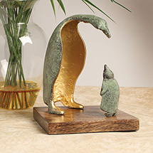 Product Image for Parent and Child Penguin Sculpture